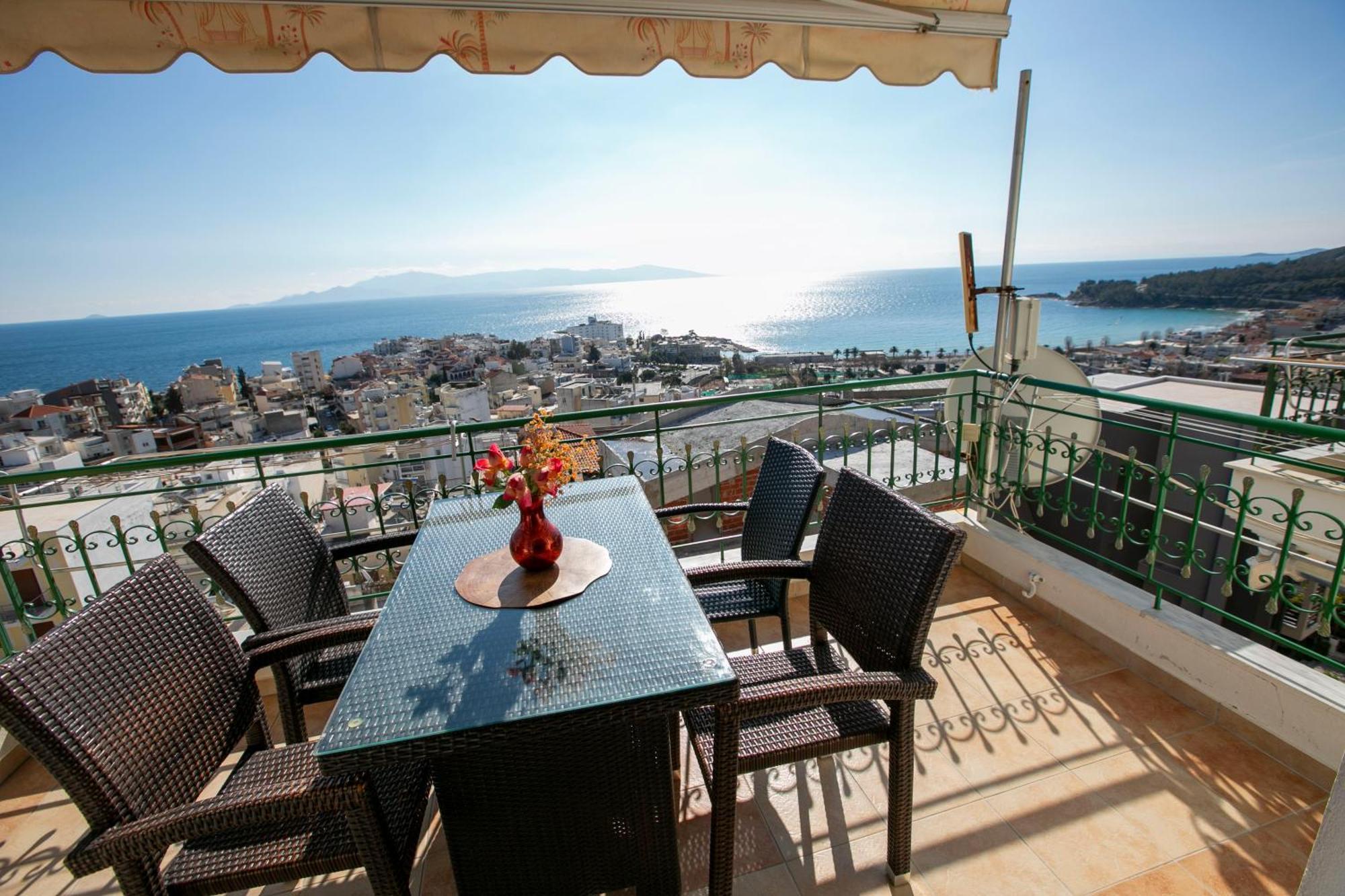 Blue Sky Appartment Кавала Екстериор снимка